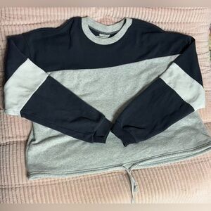American Eagle Outfitters Navy and Gray Sweatshirt